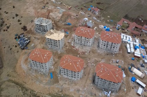 Devam eden büyük projeler