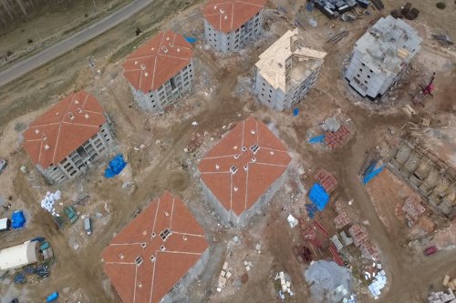 Devam eden büyük projeler