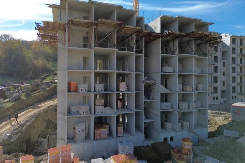 Devam eden büyük projeler