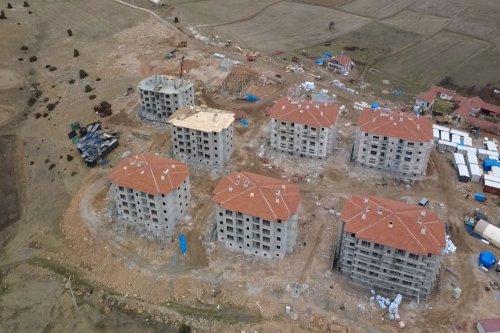 Devam eden büyük projeler